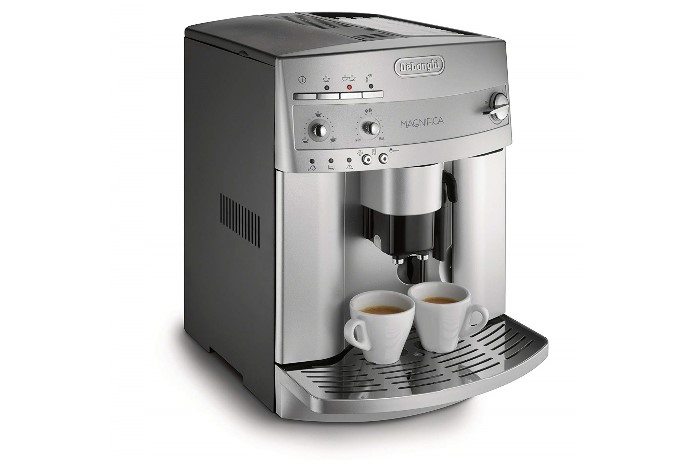 DeLonghi ESAM3300 Magnifica Super-Automatic Espresso Coffee Machine